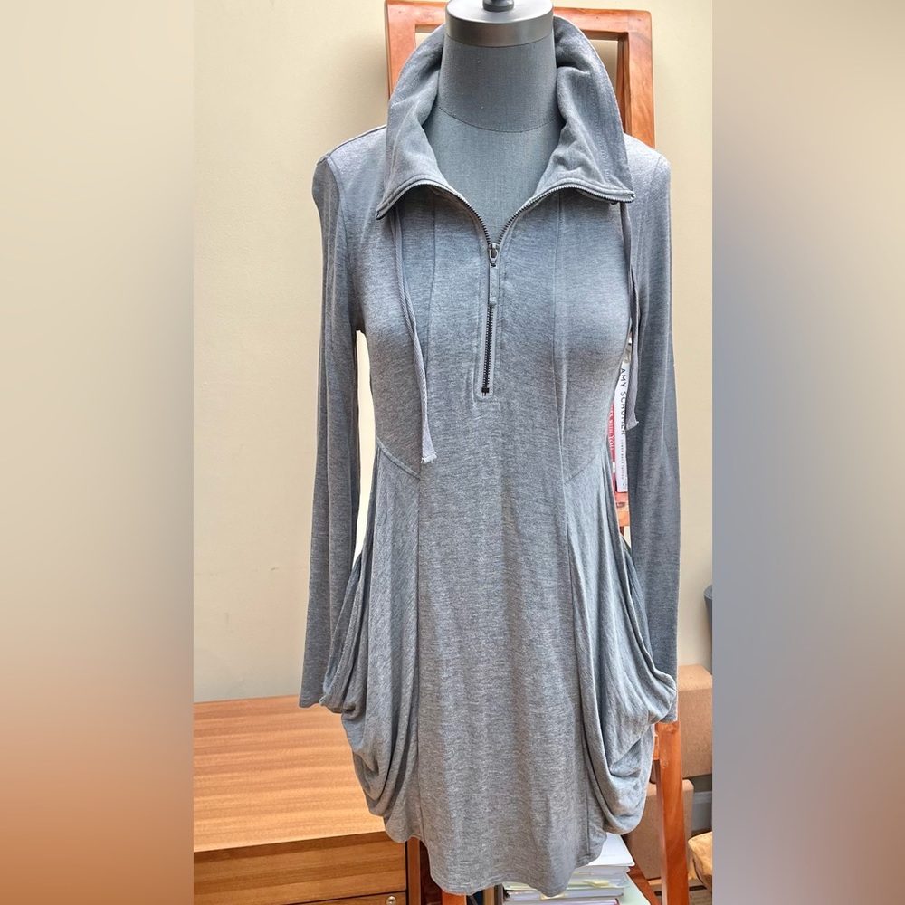 Kensie gray top/dress zip up with pockets